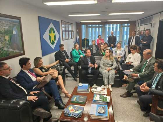 chapada no Gab senador WF