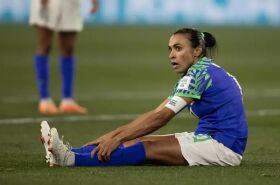 Marta quer disputar Paris-2024, mas prevê aposentadoria da seleção brasileira