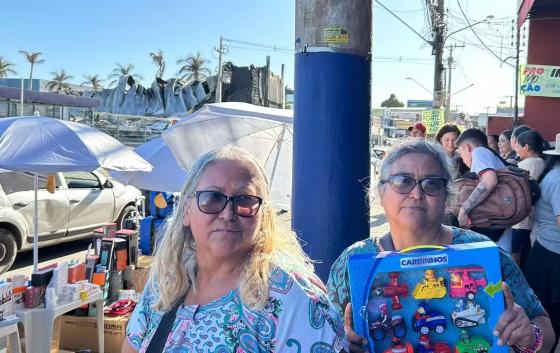 Irmãs trabalhavam juntas no shopping