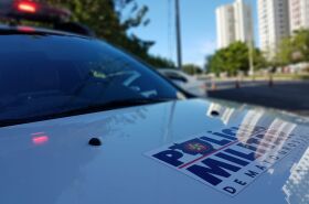 Polícia Militar prende homem que agrediu companheira com barra de ferro em Cuiabá