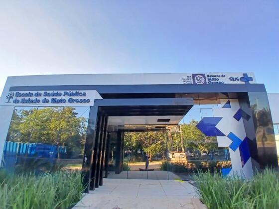 ESCOLA DE SAUDE