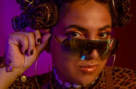 'Me prova que estou no caminho certo', diz Pacha Ana ao comemorar prêmio nacional de hip hop